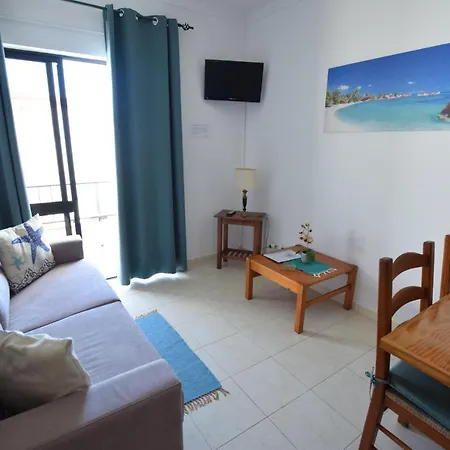 Ξενοδοχείο με διαμερίσματα Carruna Αλμπουφέιρα